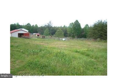 19628 Anderson Mill Road Beaverdam, VA 23015 - Photo 29 of 29 a view of outdoor space with deck and yard