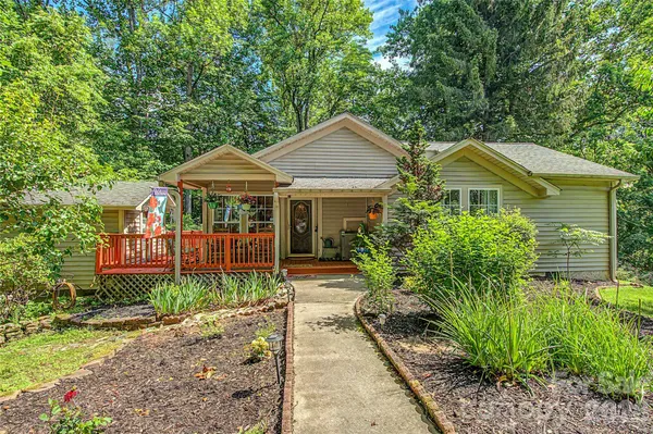 $450,000 | 76 Winsome Trail, Hendersonville, NC 28739