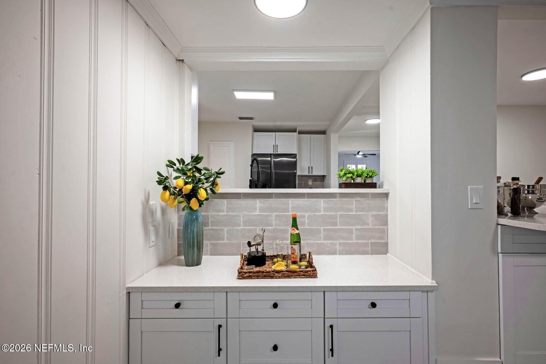 4622 Homestead Road Jacksonville, FL 32210 - Photo 22 of 42 Bar