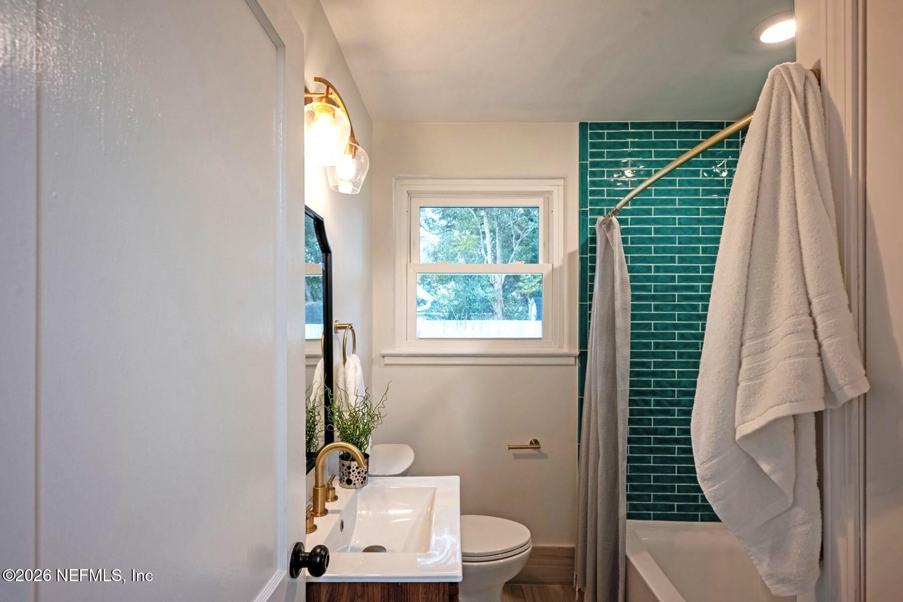 4622 Homestead Road Jacksonville, FL 32210 - Photo 35 of 42 Bath 1