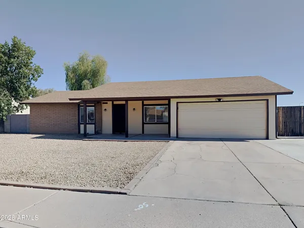 $2,075 | 8645 West Glenrosa Avenue, Phoenix, AZ 85037