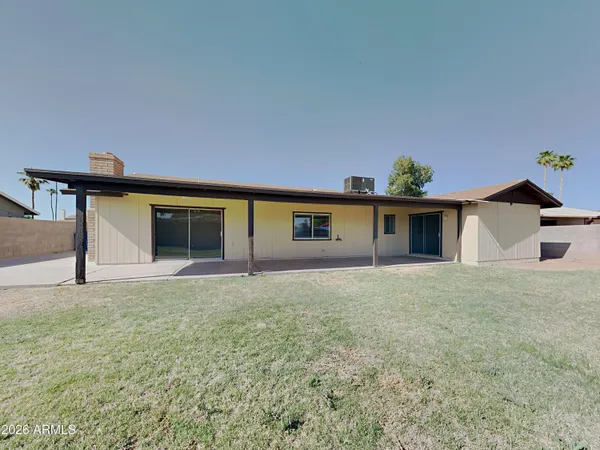 $1,965 | 8645 West Glenrosa Avenue, Phoenix, AZ 85037
