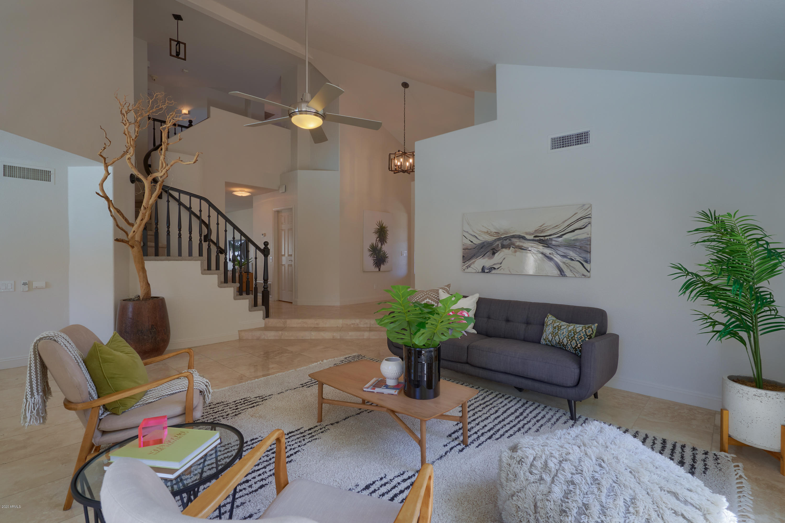 5908 East Grandview Road Scottsdale, AZ 85254 - Photo 3 of 39 Vaulted Ceilings