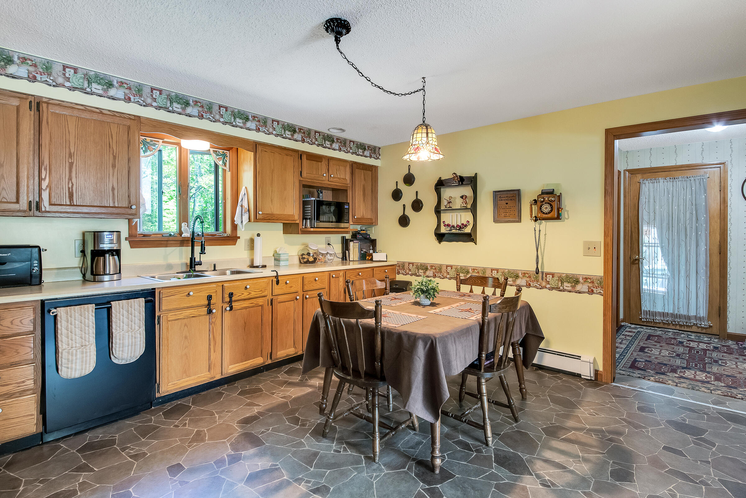 428 Togus Road Augusta, ME 04330 - Photo 5 of 24 109150gr-117