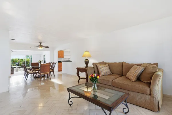 $4,500 | 218 Southeast 3rd Terrace, Dania Beach, FL 33004