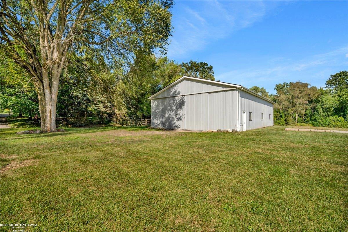 3160 Hosner Road Oxford, MI 48370 - Photo 9 of 69 50185334-8246b9aa-f9bb-4e6f-bbf5-22b7ccc85007.JPG