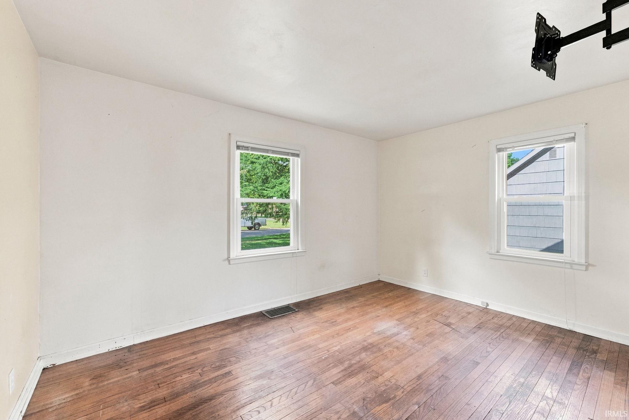 910 Jackson Boulevard Rochester, IN 46975 - Photo 15 of 41 Gallery Image 15