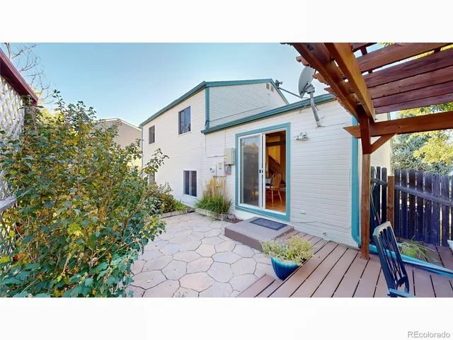 $435,000 | 4822 South Genoa Street, Centennial, CO 80015