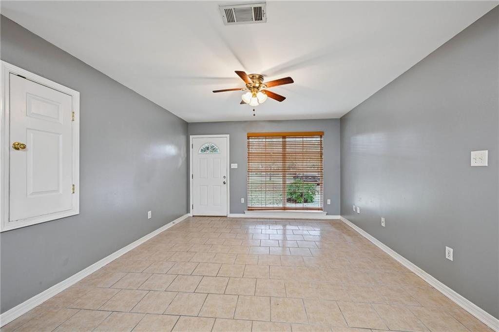 281 Olive Drive Slidell, LA 70458 - Photo 2 of 10