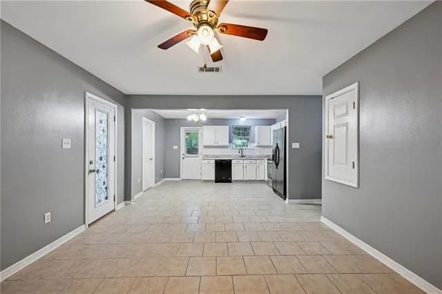 $1,400 | 281 Olive Drive, Slidell, LA 70458