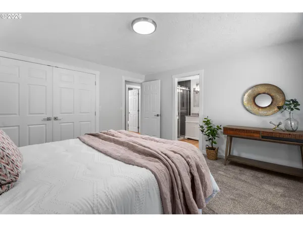 $849,000 | 23040 Southeast Yellowhammer Street, Damascus, OR 97089