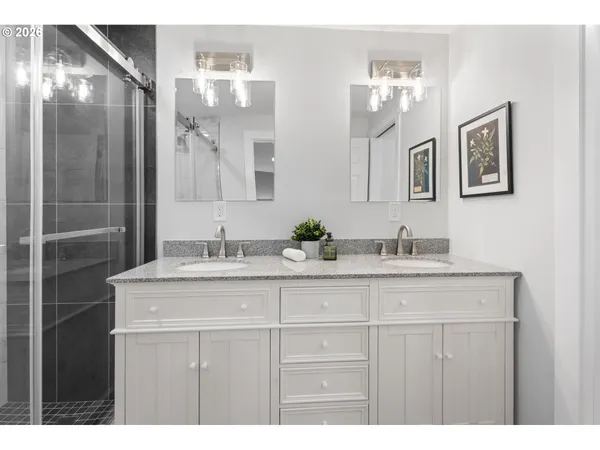 $849,000 | 23040 Southeast Yellowhammer Street, Damascus, OR 97089