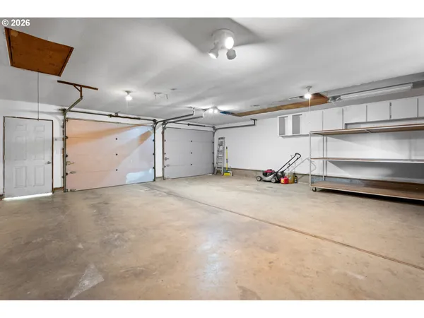 $849,000 | 23040 Southeast Yellowhammer Street, Damascus, OR 97089