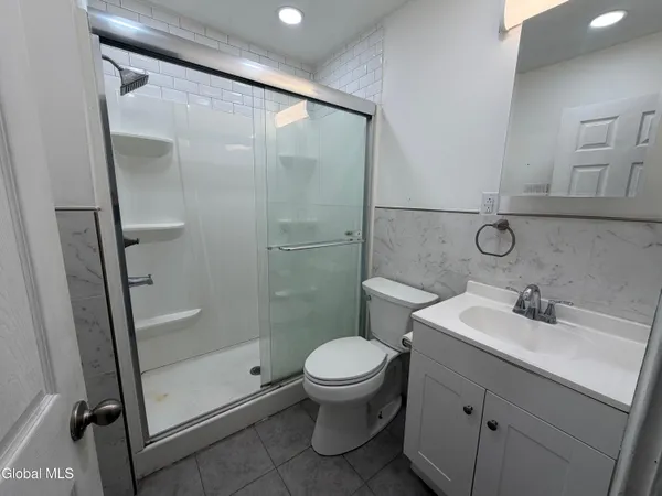 $1,500 | 830 Hampton Avenue, Schenectady, NY 12309