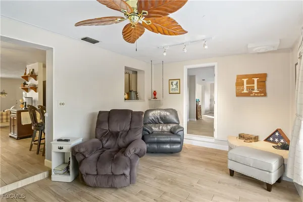 $395,000 | 2249 Ephraim Avenue, Fort Myers, FL 33907