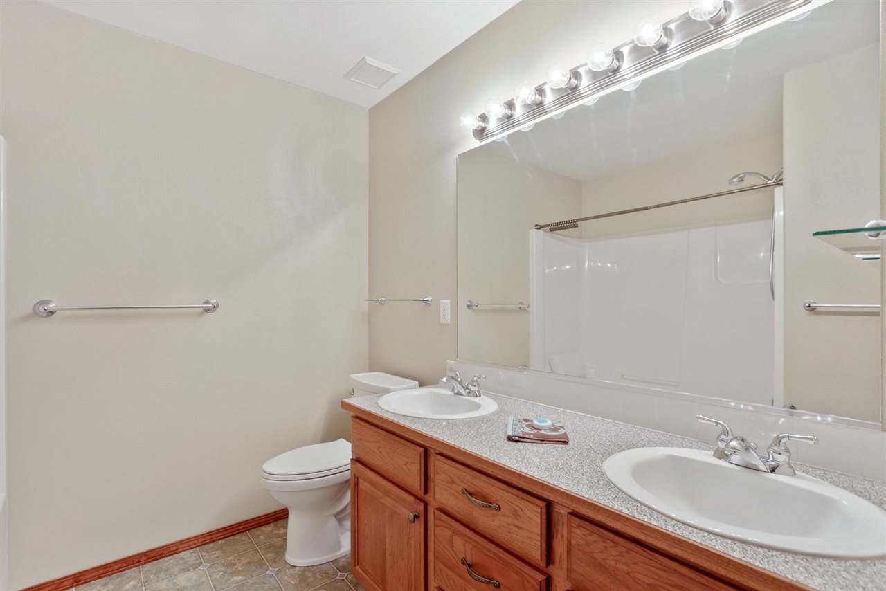 112 North Best Road Spokane Valley, WA 99216 - Photo 8 of 20