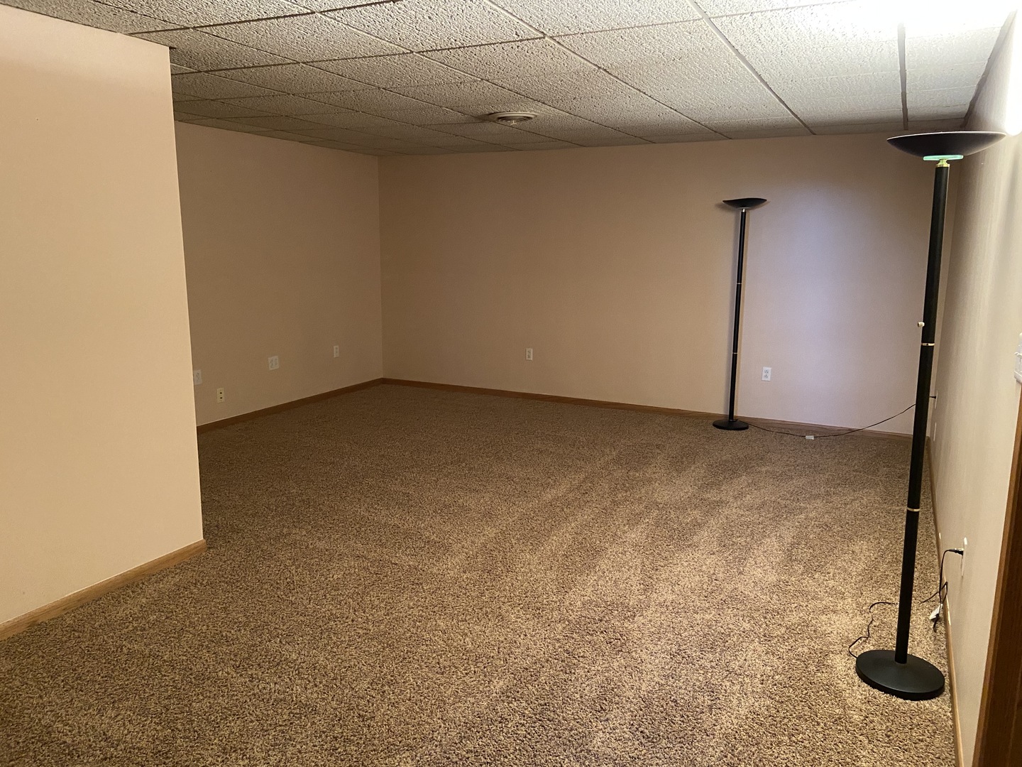 3241 East 8th Road Utica, IL 61373 - Photo 22 of 25