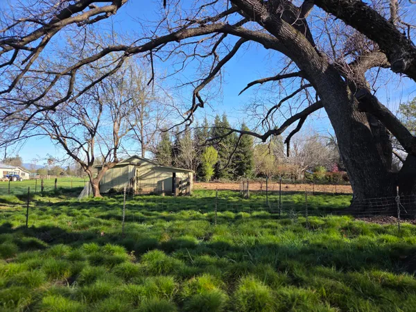 $549,000 | 8198 Green Acres Lane, Redding, CA 96002
