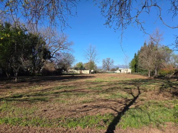 $549,000 | 8198 Green Acres Lane, Redding, CA 96002