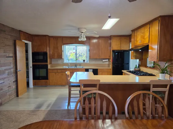 $549,000 | 8198 Green Acres Lane, Redding, CA 96002