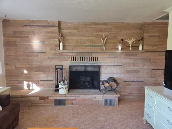$549,000 | 8198 Green Acres Lane, Redding, CA 96002