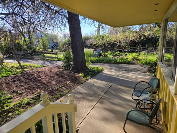 $549,000 | 8198 Green Acres Lane, Redding, CA 96002