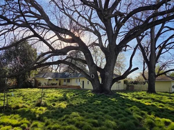 $549,000 | 8198 Green Acres Lane, Redding, CA 96002