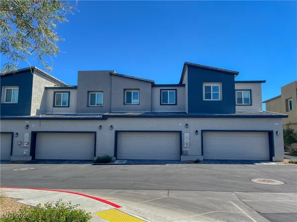 $1,950 | 12748 Feathersong Street, Henderson, NV 89044