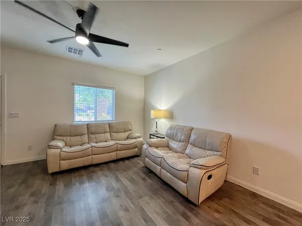 $1,950 | 12748 Feathersong Street, Henderson, NV 89044