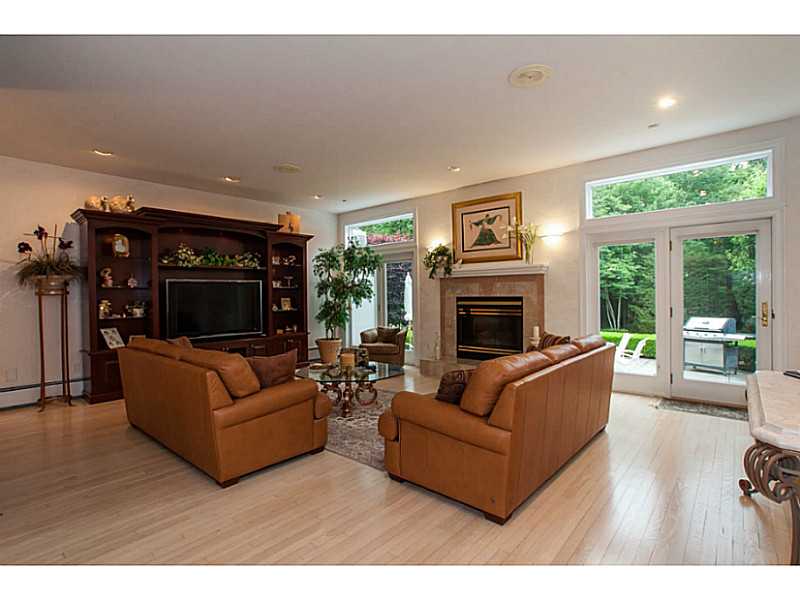 5 Water Valley Road Scituate, RI 02831 - Photo 11 of 25 Den/Family/Great Room.