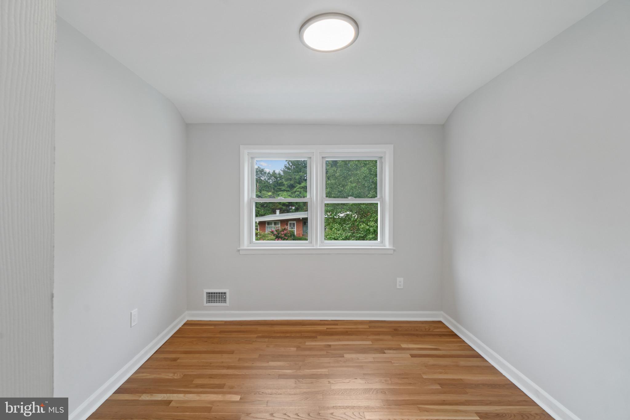 1305 Brixton Road Baltimore, MD 21239 - Photo 25 of 41