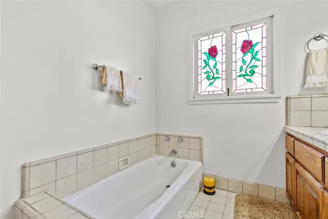 $1,283,000 | 516 North Brighton Street, Burbank, CA 91506