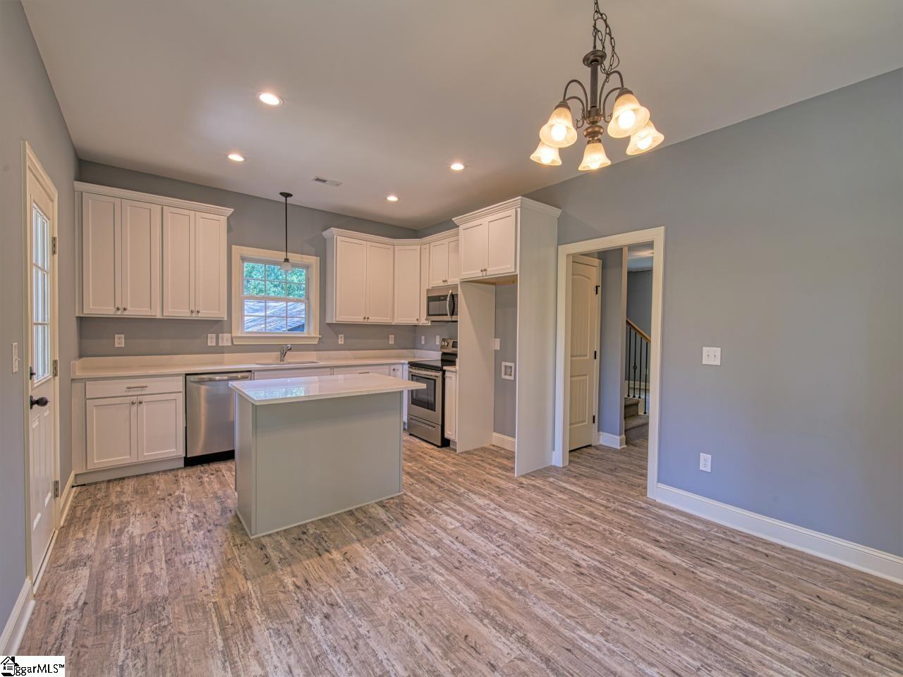 207 Elder Street Greenville, SC 29607 - Photo 12 of 30 Gallery Image 12