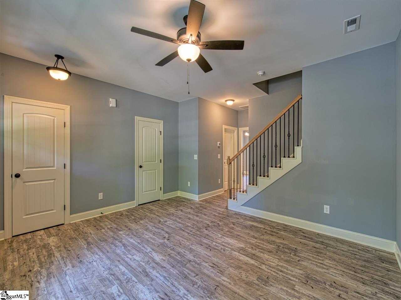 207 Elder Street Greenville, SC 29607 - Photo 8 of 30 Gallery Image 8