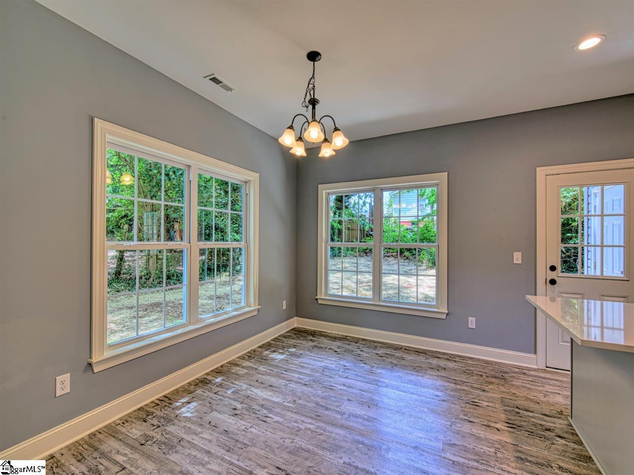 207 Elder Street Greenville, SC 29607 - Photo 10 of 30 Gallery Image 10