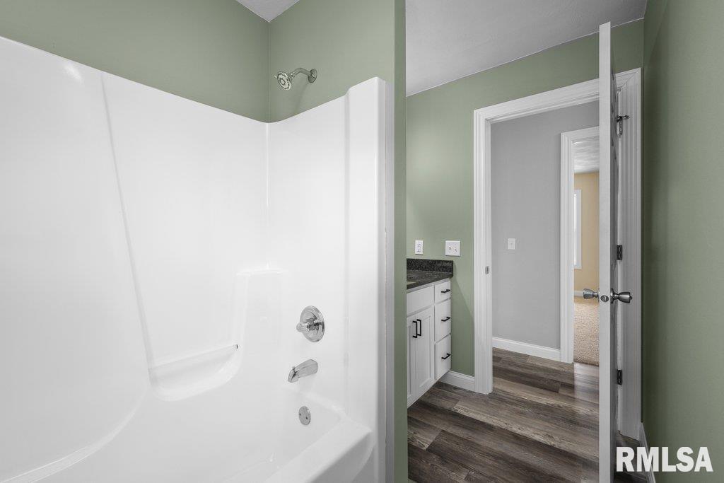 504 North 5th Place Eldridge, IA 52748 - Photo 14 of 36