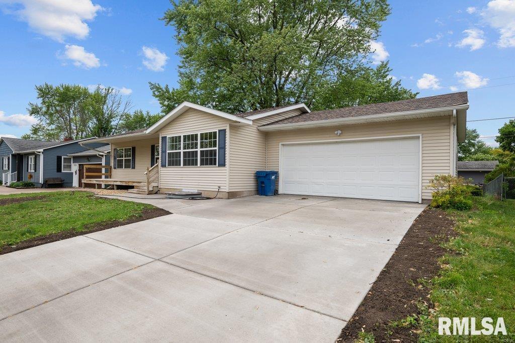 504 North 5th Place Eldridge, IA 52748 - Photo 36 of 36