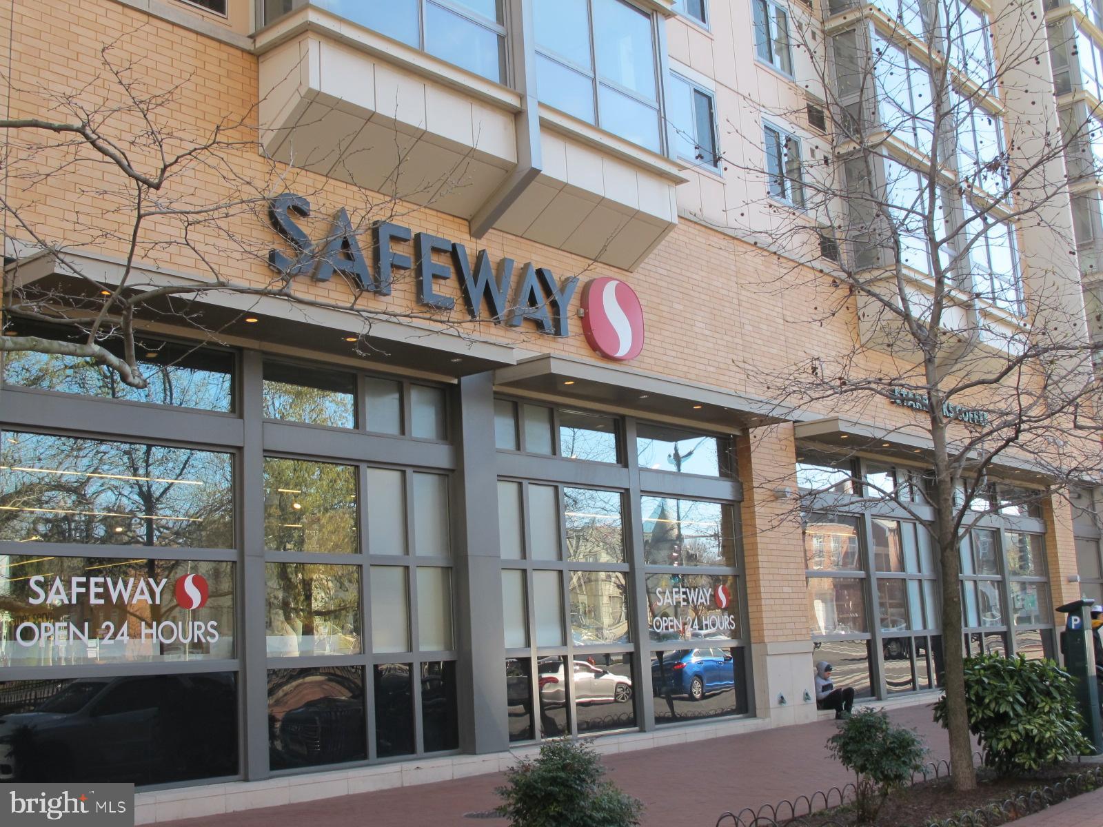 420 Ridge Street Northwest Washington, DC 20001 - Photo 45 of 56 5 blocks to Safeway at 5th/L St.