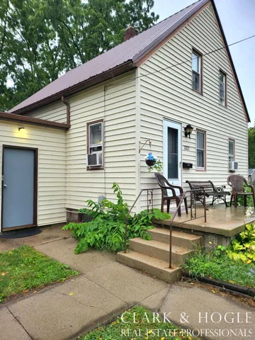 $139,000 | 3322 Palmer Street, Lansing, MI 48910