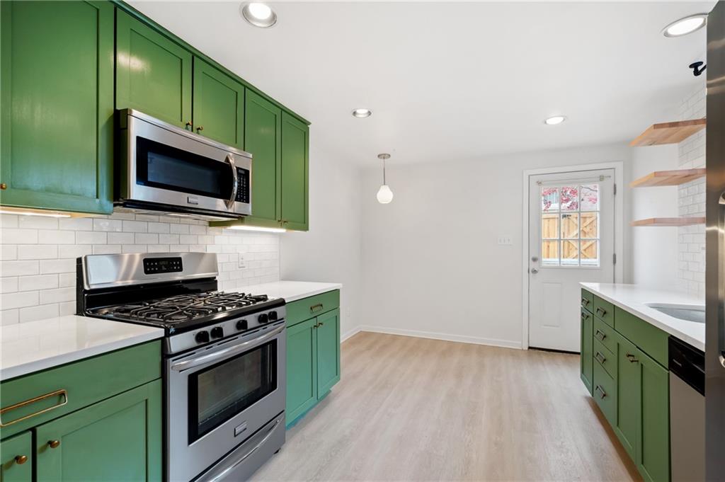 4404 Davison Street Pittsburgh, PA 15201 - Photo 8 of 30