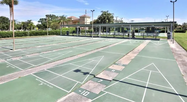 a view of a tennis court