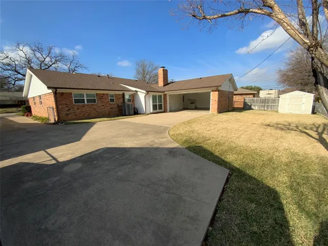 $399,850 | 2116 Stratford Drive, Bedford, TX 76021