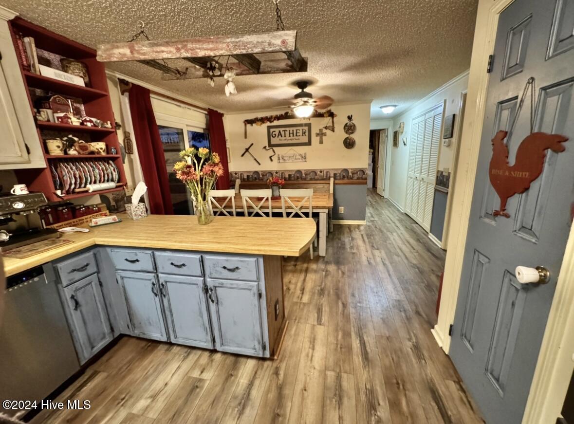 180 Beaman Road New Bern, NC 28562 - Photo 5 of 23 IMG_9820