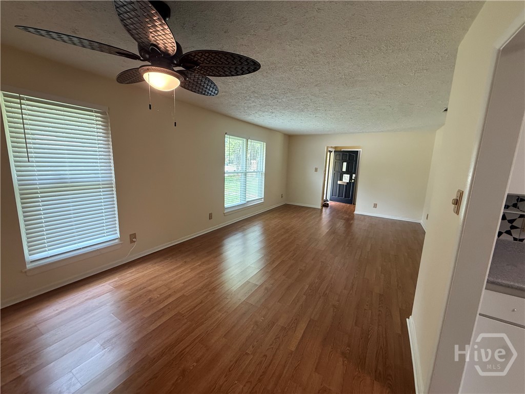 10708 Egmont Road Savannah, GA 31406 - Photo 4 of 27 Gallery Image 4