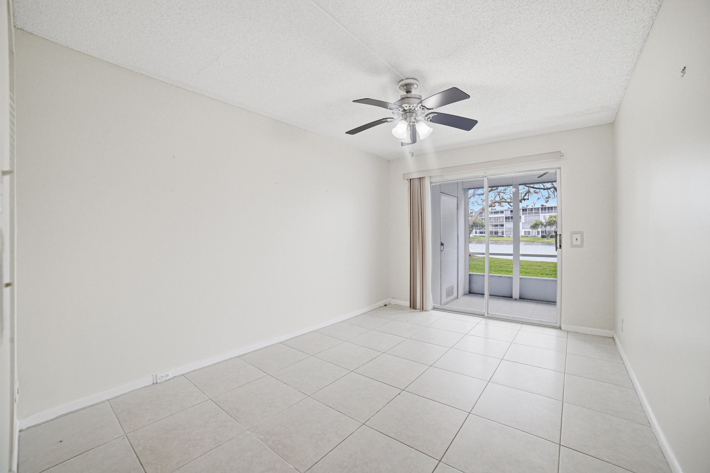 1025 Newcastle B, Unit 1025 Boca Raton, FL 33434 - Photo 17 of 31 Bedroom1