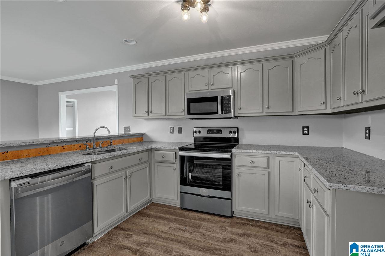 302 Deer Crossing Road Warrior, AL 35180 - Photo 4 of 19