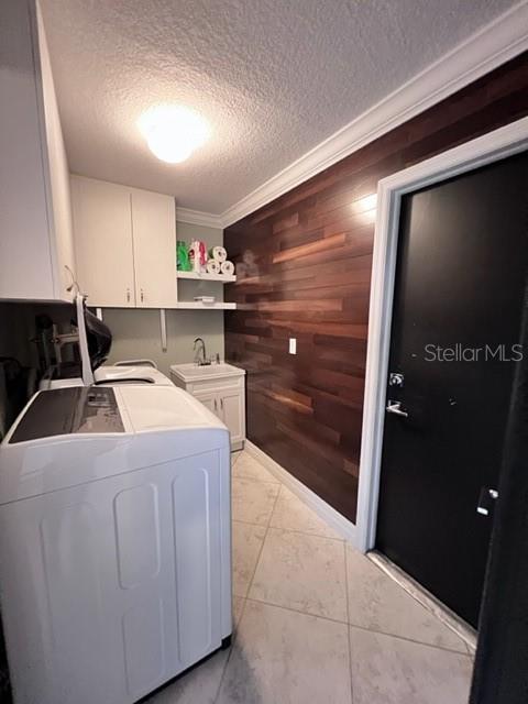 681 Verona Street Port Charlotte, FL 33948 - Photo 24 of 40 a utility room with washer and dryer