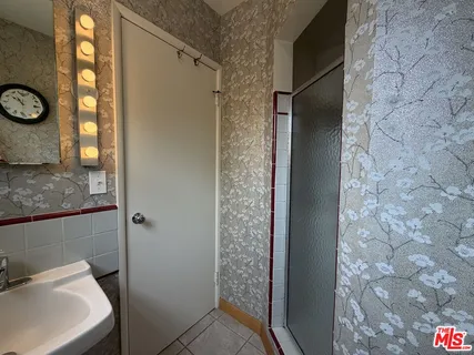 $1,900,000 | 12207 Palms Boulevard, Los Angeles, CA 90066
