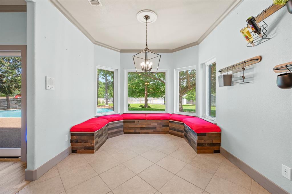 508 Chandler Road Keller, TX 76248 - Photo 10 of 39 The built in bench seating in this large breakfast room also provides extra storage. Each bench seat has trunk space beneath the cushions.