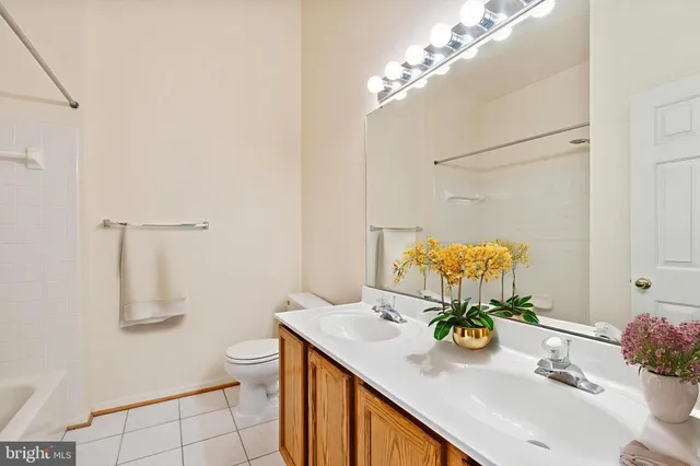 $699,900 | 7496 Gadsby Square, Alexandria, VA 22315